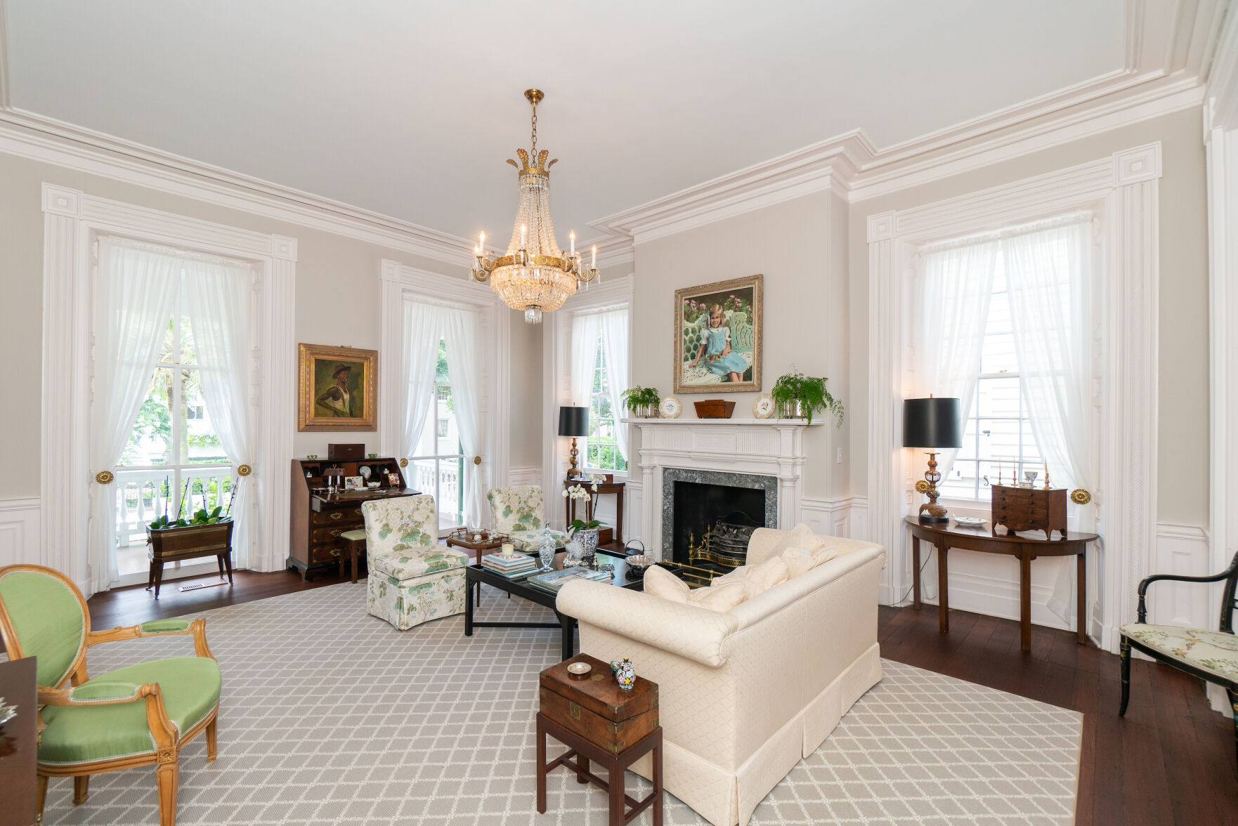 44SBatteryInteriors-LR